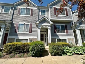 Building Photo - 122 Enclave Cir
