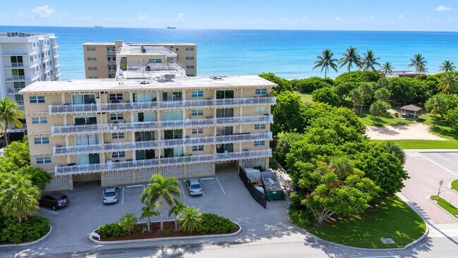 Foto del edificio - 4500 S Ocean Blvd