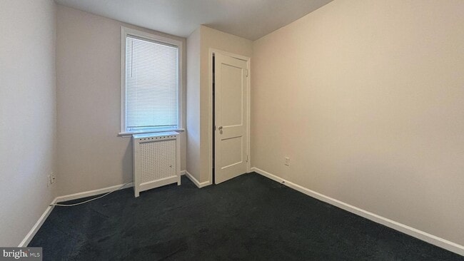 Foto del edificio - 644 Littlecroft Rd