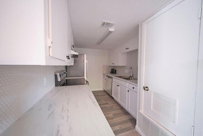 Foto del edificio - 8616 Fireside Dr