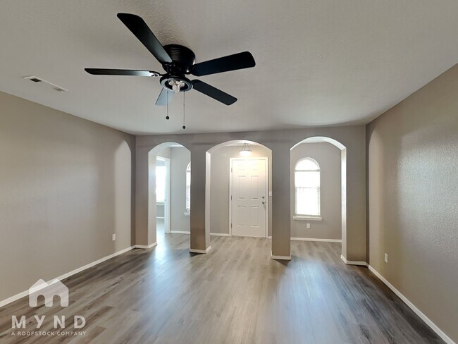 Foto del edificio - 1101 Sundowner Ranch Ave