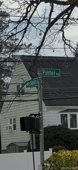 Foto del edificio - 433 Palmer Rd