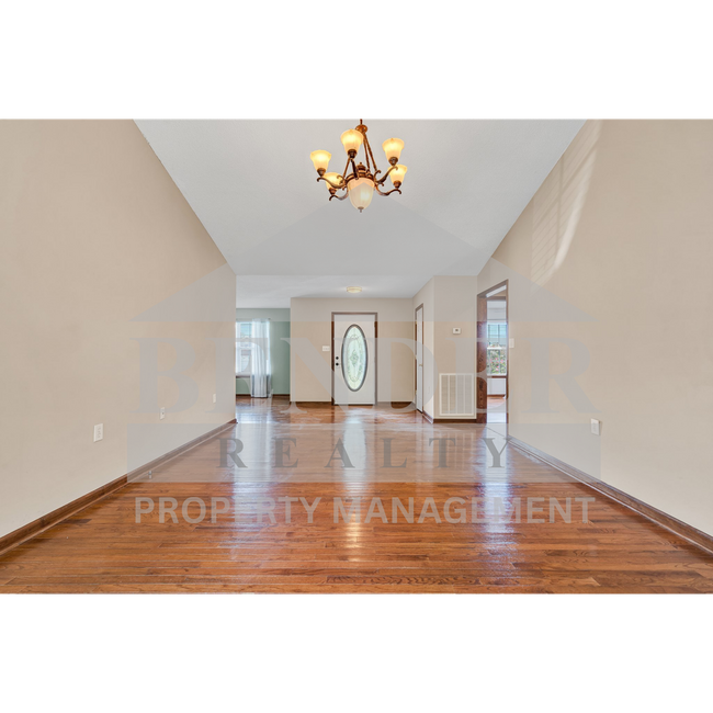 Foto del edificio - REDUCED!!! BEAUTIFUL HOME