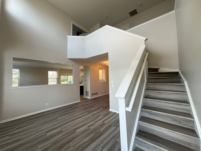 Building Photo - 756 Panorama Ct