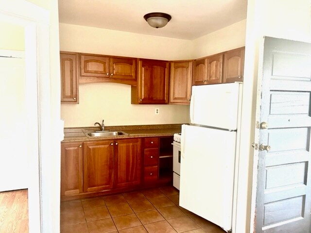 Foto del edificio - 2543 W Sunnyside Ave