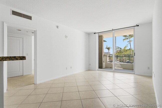 Foto del edificio - 403 S Sapodilla Ave
