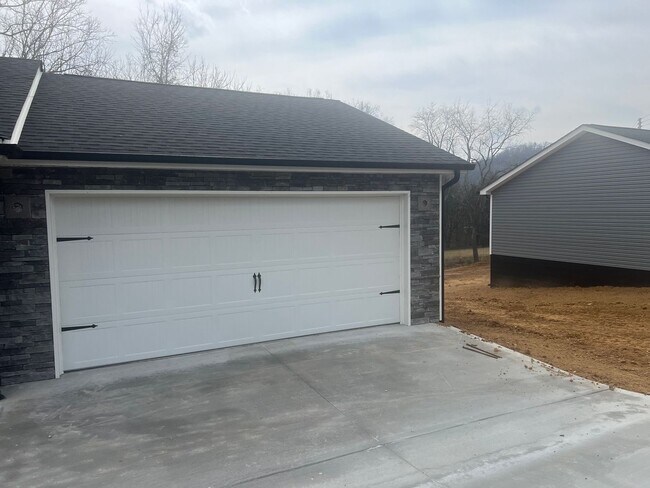 Building Photo - Maynardville 37807 - Brand new 3 bedroom, ...