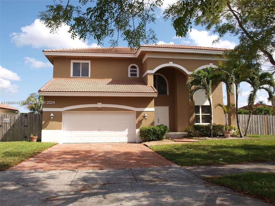 Foto principal - 14905 SW 34th St