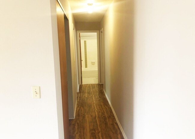 Foto del edificio - 440 Ludlow Ave