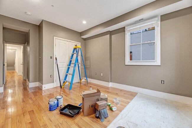 Foto del edificio - 1346 Kenyon St NW