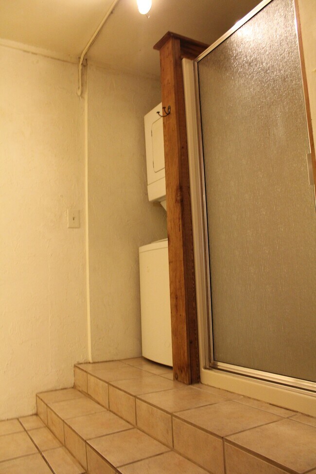 Foto del edificio - 720 Cooper Ave