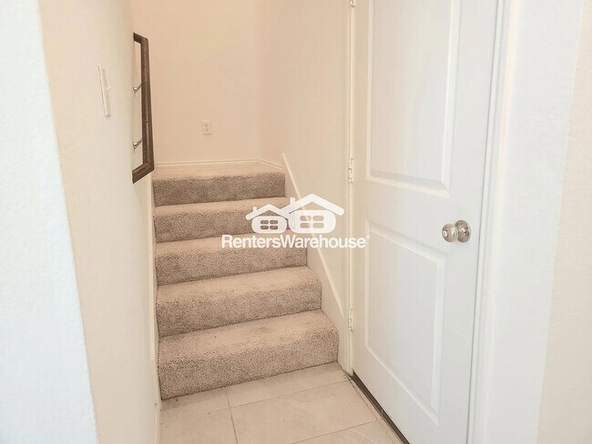 Foto del edificio - 131 Plumcove Dr
