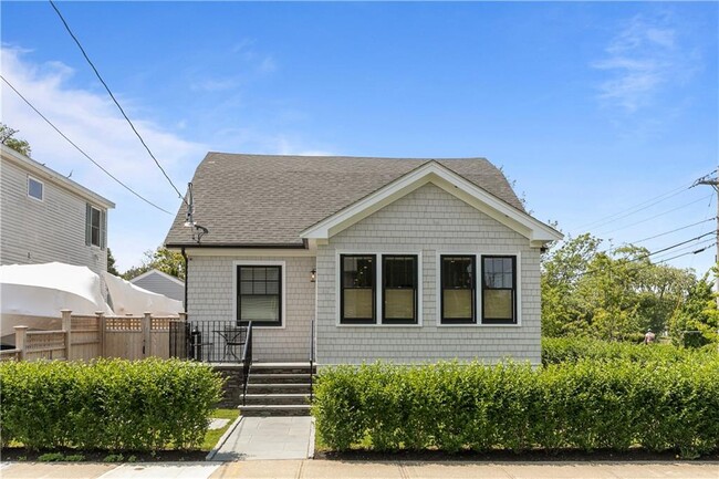 Building Photo - 109 Carroll Ave