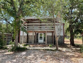 Building Photo - 2628 Kickapoo Rd