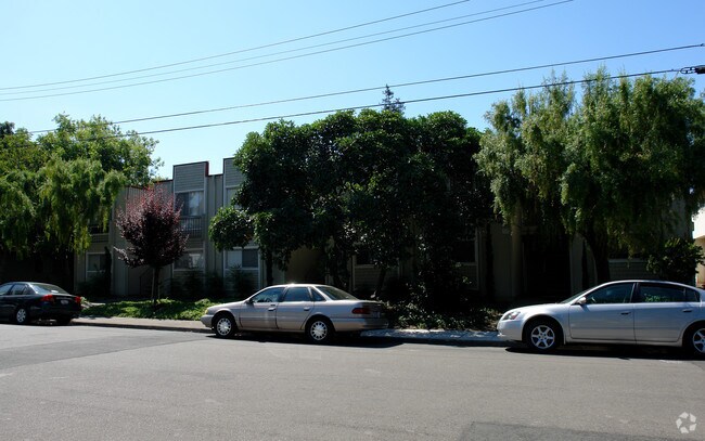 Building Photo - Olympic Apartments