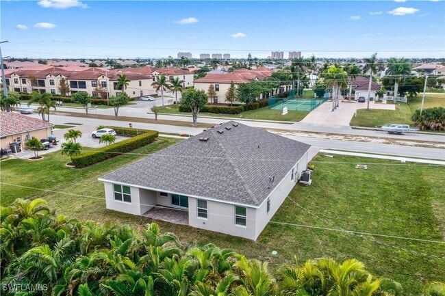Building Photo - 1903 Cape Coral Pkwy W