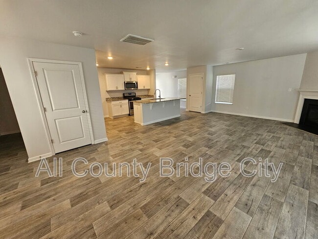Building Photo - 1016 Summerlin Trl