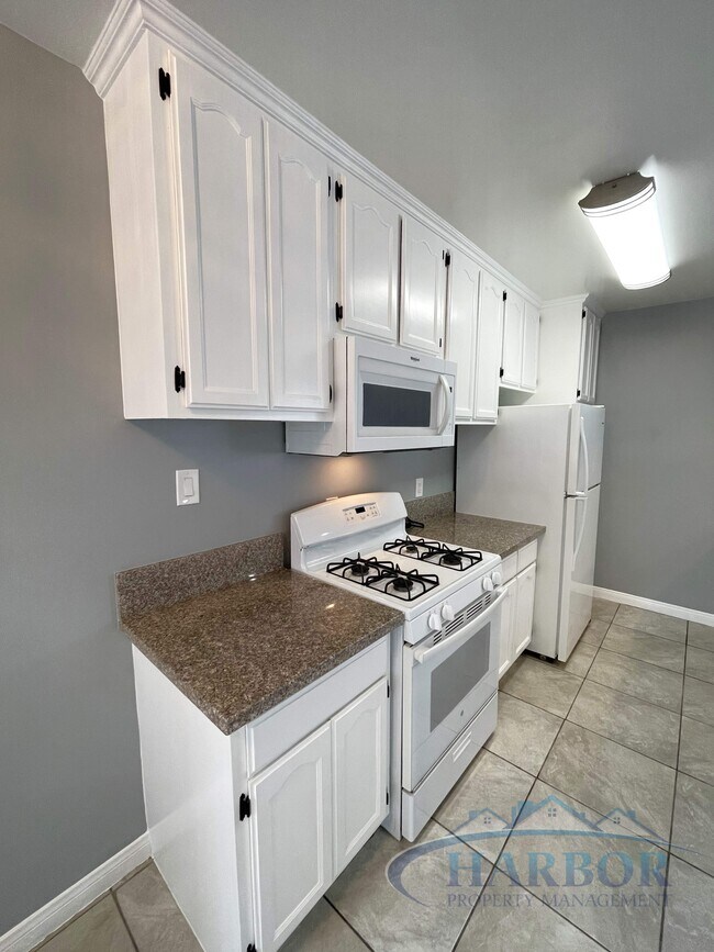 Foto del edificio - 25110 Marigold Ave