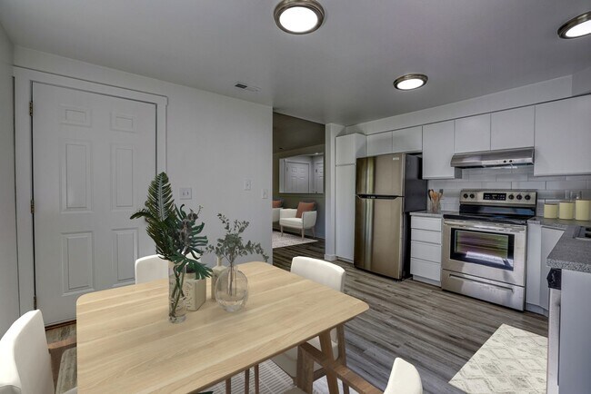 Interior Photo - The Pines