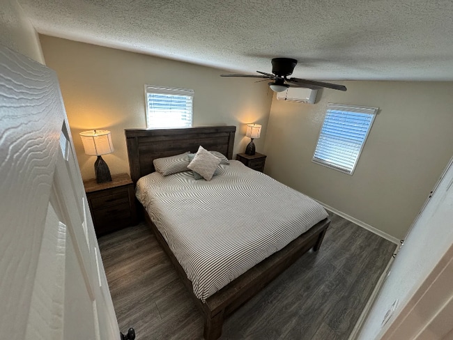 Building Photo - 1915 W 36th St