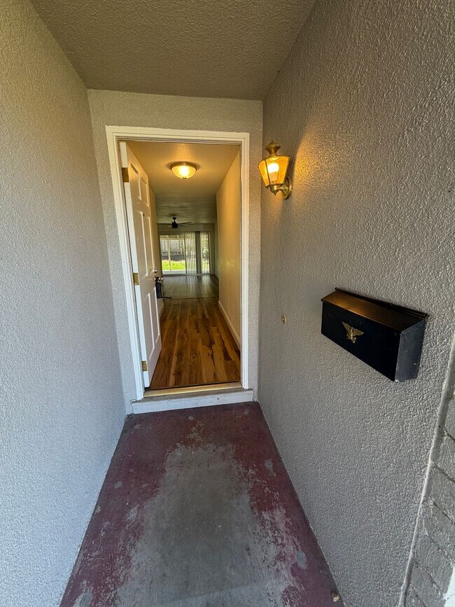 Foto del edificio - 4 Bed / 2 Bath | Rosemont Single Family Home Available