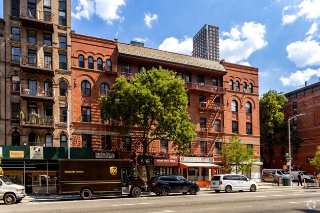 Building Photo - 1716-1722 2nd Ave