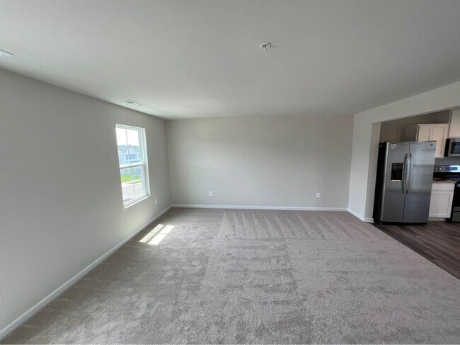 Foto del edificio - 115 Butterfield Ave