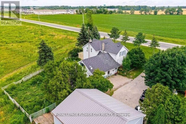 Photo du bâtiment - 156097 HIGHWAY 10