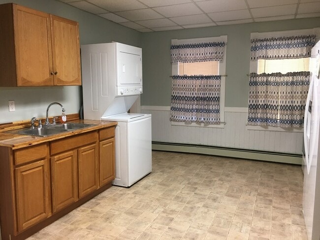 Foto del edificio - 278 E Main St