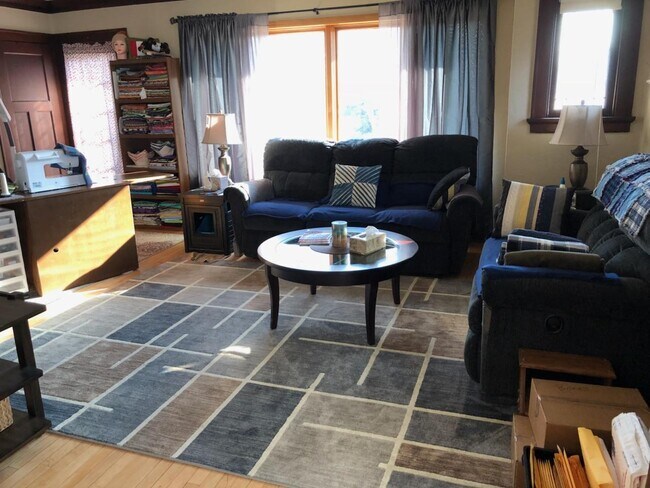Living Room - 1031 S 76th St