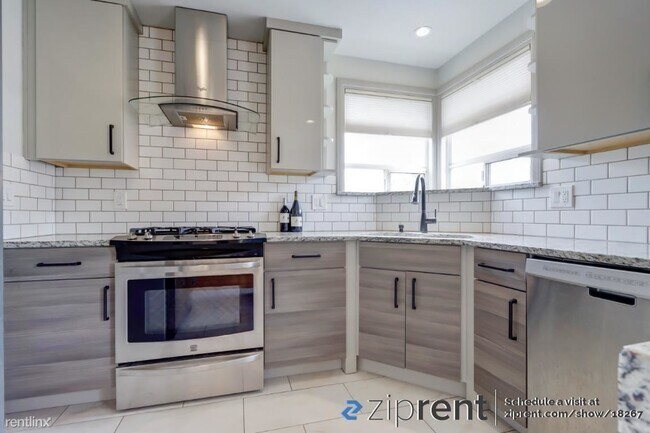 Foto del edificio - 2 br, 1 bath House - 2813 Kino St, Sacrame...