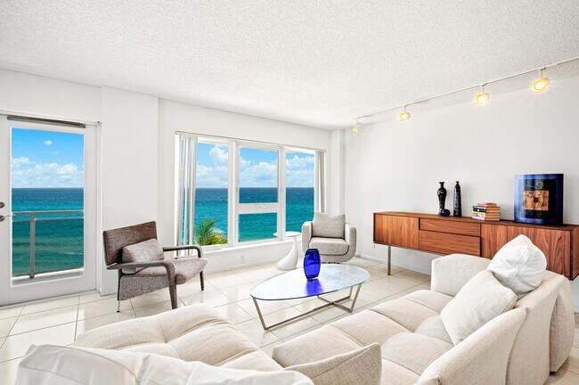 Foto del edificio - 2066 N Ocean Blvd