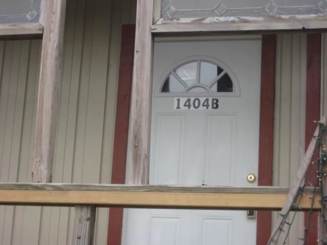 Building Photo - 1404 E Bay Shore Dr