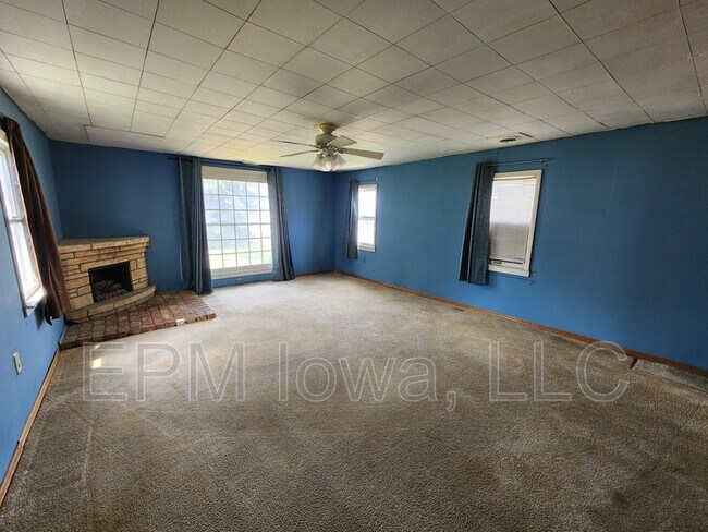 Foto del edificio - 816 5th Ave NE