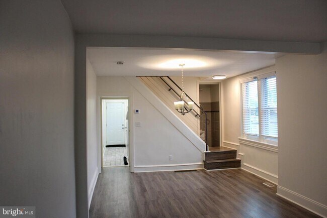 Foto del edificio - 1710 W 9th St