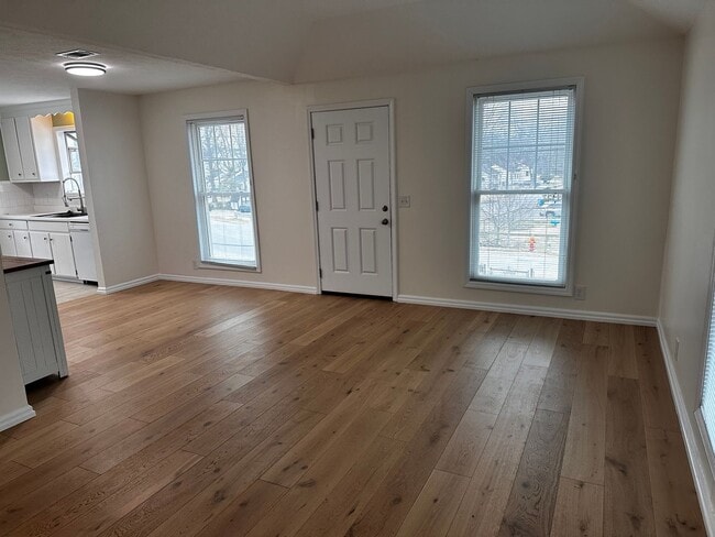 Photo - Sylvan Heights Renovated Two Bedroom House