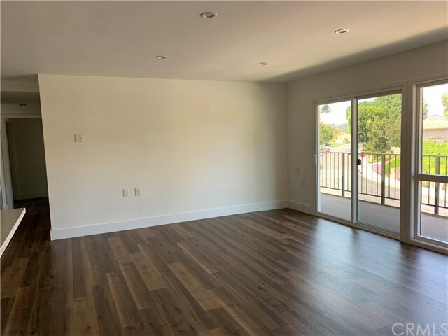 Building Photo - 3020 Via Buena Vista