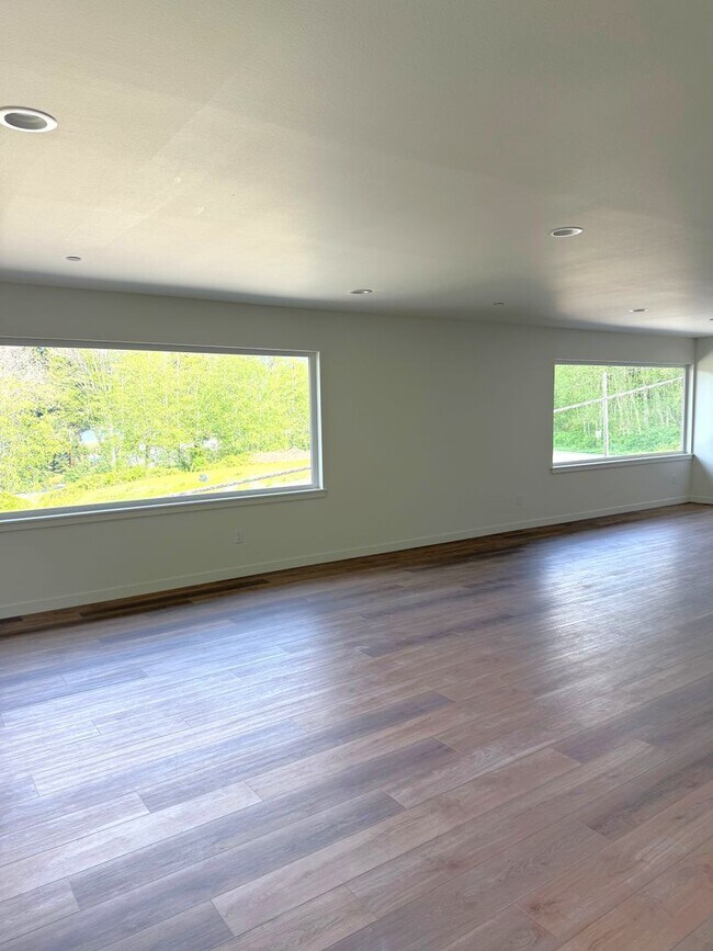 Foto del edificio - 705 W Lake Samish Dr