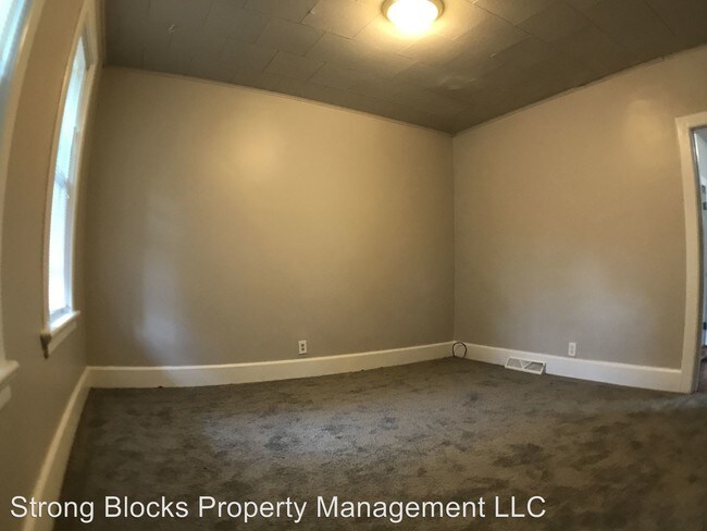 Building Photo - 4 br, 1 bath House - 1844 N 24TH PL