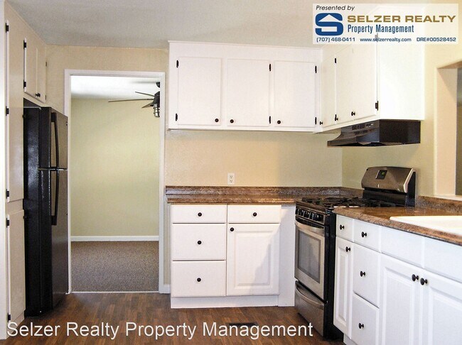 Building Photo - 2 br, 2 bath House - 4500 Burke Hill Rd.