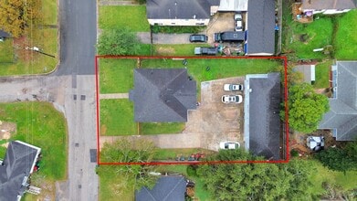 Building Photo - 116 Marian Ave