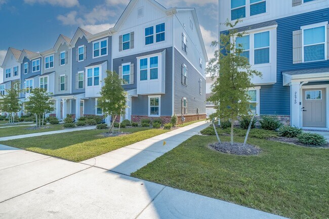 Building Photo - 2694A Azalea Garden Road