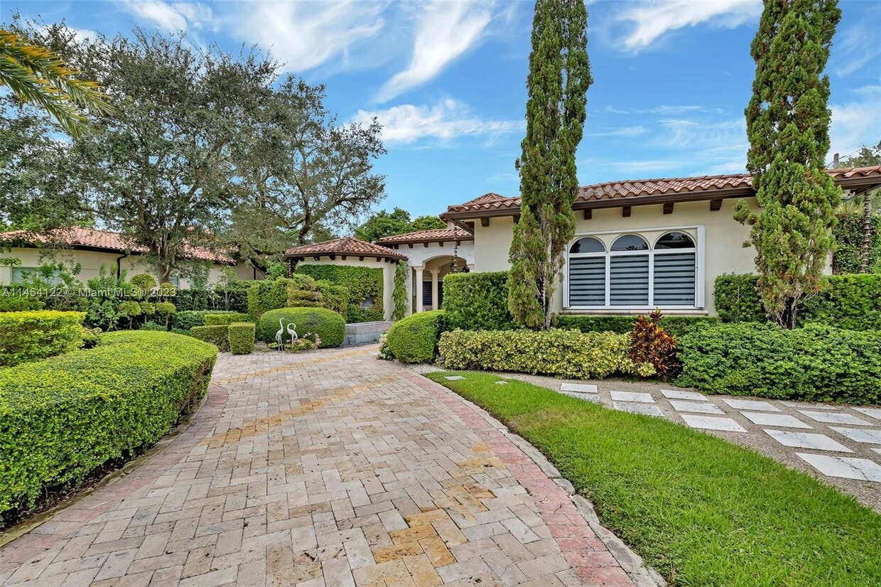 Primary Photo - 13400 SW 83rd Ave