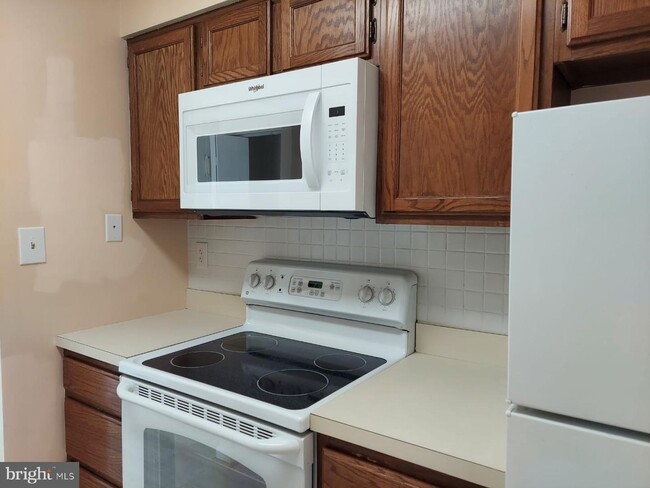 Foto del edificio - 6936 Hanover Pkwy
