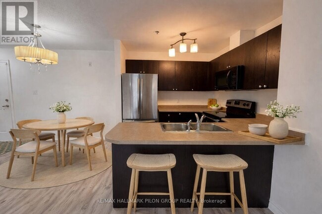 Photo du bâtiment - 151 Potts Private