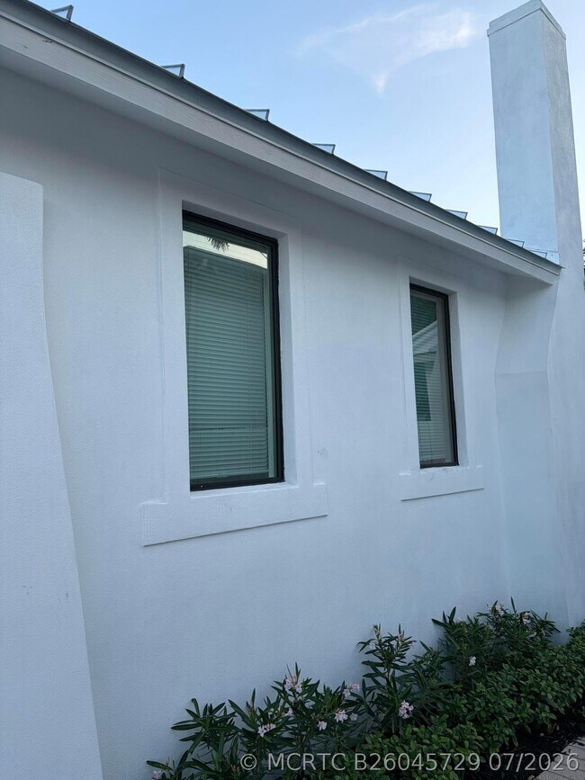 Foto del edificio - 3809 S Olive Ave