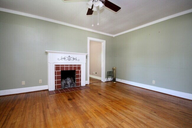 Foto del edificio - 2715 Thornton Cir SW