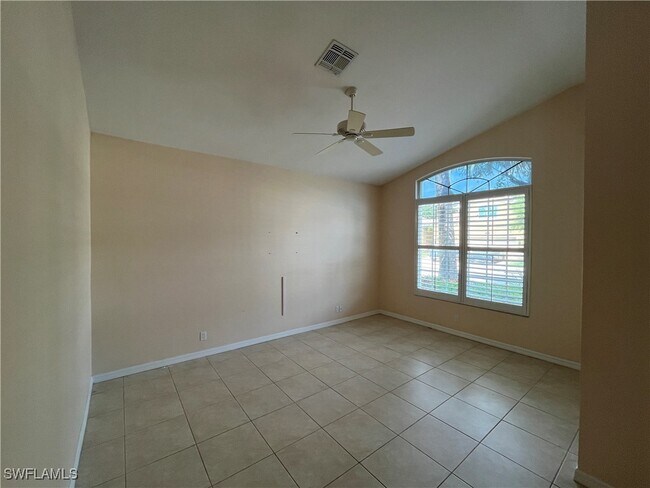 Foto del edificio - 366 Burnt Pine Dr