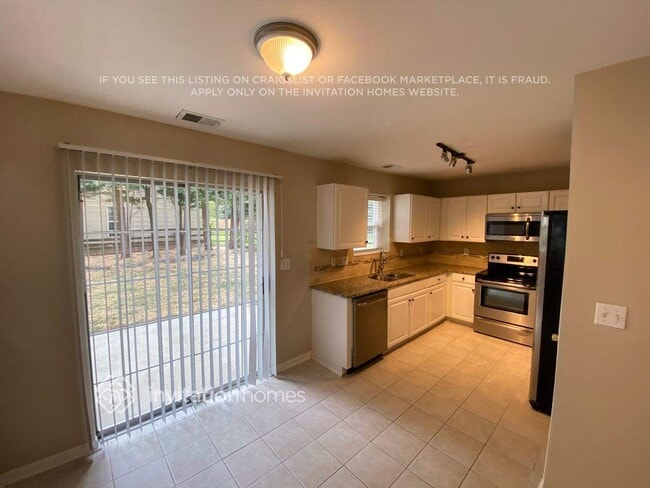 Foto del edificio - 12601 Cedar Crossings Dr