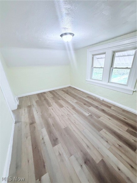 Foto del edificio - 2219 W 103rd St